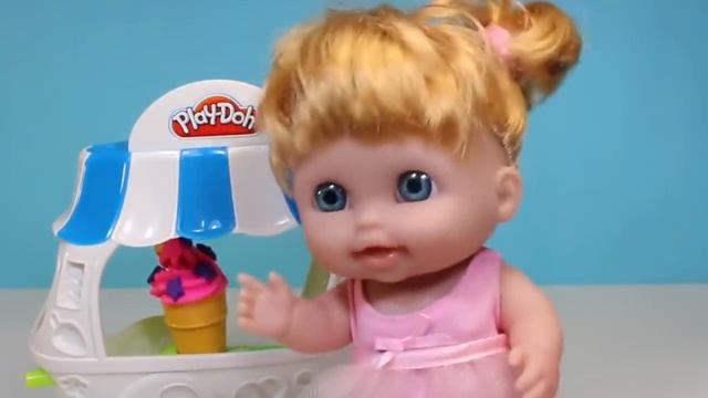 Играем в Куклы-Пупсики кушают мороженное из Плей До/Лепим из пластилина-видео для девочек/Зырики ТВ
