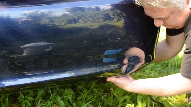 Как выправить вмятину в бампере. Removing dents in the bumper using a hammer and boiling water. смотреть онлайн
