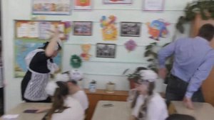 Видео-поздравление от родителей на выпускной начальной школы)