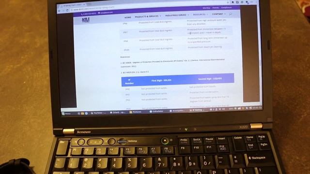 Ticwatch E: Day 1 - 12 hours Later, First Impressions, Battery Life and Waterproof? (IP67) смотреть онлайн