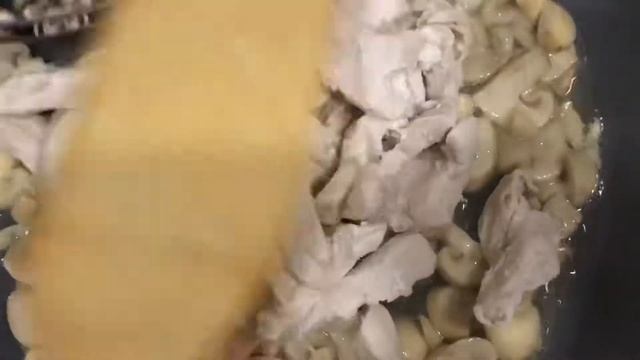 Лапша с курицей и грибами?? смотреть онлайн