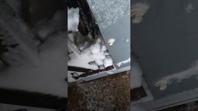 Снегоуборщик из бензопилы смотреть онлайн