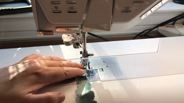 Making 18th Century Pinked Trim with an Antique Pinking Tool смотреть онлайн