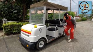 Дети и Машина. Играем в полицию и погоню с машиной. Манкиту