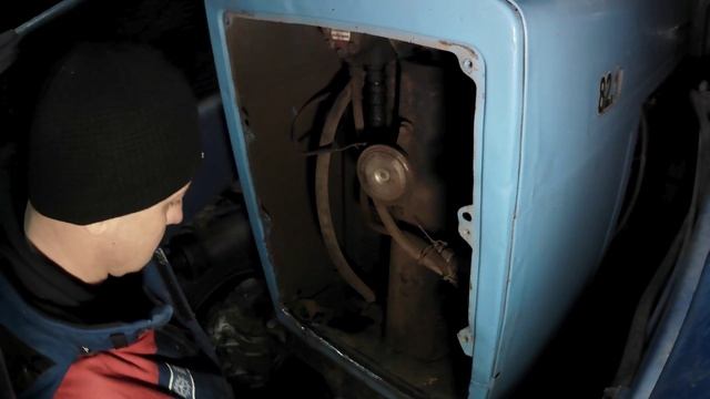 Установка штатных фар нового образца в капот МТЗ 82 смотреть онлайн