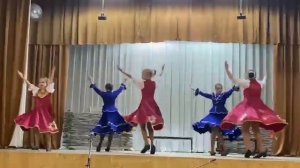 Танец "Как по горкам по горам" Творческий коллектив "Сюрприз"