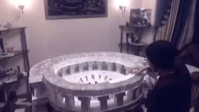 Colosseum by freestanding cards - time lapse смотреть онлайн
