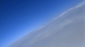 Полет в облаках видео смотреть онлайн.
