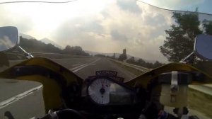 SUZUKI GSXR 600 K2 VS HONDA CBR 600 2005 ★★★★★ BIT