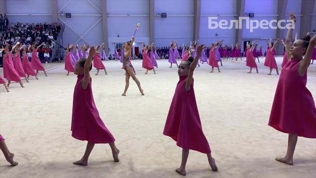 В Белгороде открыли спортивный центр «Сирень» смотреть онлайн