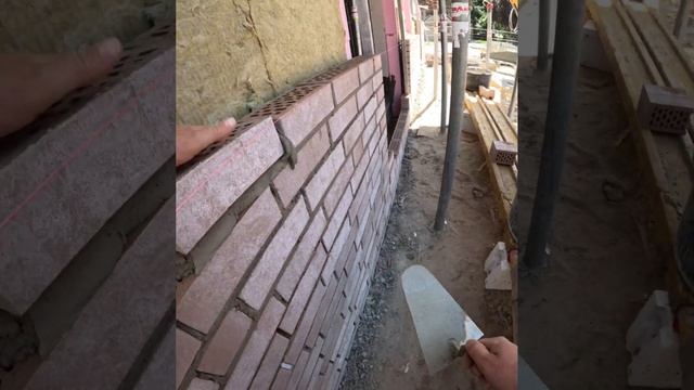 Кладка кирпича в Германии смотреть онлайн