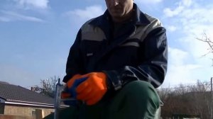 Простой способ резать керамический кирпич без электроинструмента.
