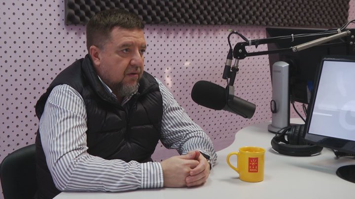 Радио + ТВ | Вейпы. О вреде вейпов рассказал главный врач наркологического диспансера Андрей Мертенс