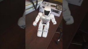 Blu -Bot the intelligent robot by silverlit