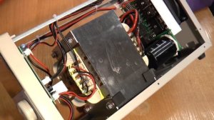 Лабораторный блок питания KORAD KA6005D 0-60В 0-5А. Laboratory Power Supply KORAD KA6005D 60V 5A.
