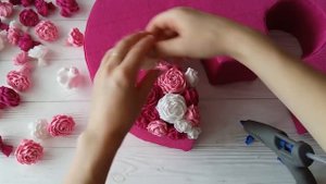 DIY: ОБЪЕМНАЯ ЦИФРА НА ДЕНЬ РОЖДЕНИЯ/ЦВЕТЫ ИЗ ГОФРИРОВАННОЙ БУМАГИ ДЛЯ ДЕКОРА БОЛЬШОЙ ЦИФРЫ