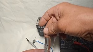 Щелочная батарея 4V своими руками.