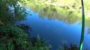 РЫБАЛКА НА ПОПЛАВОК НА УТРЕННЕЙ ЗОРКЕ в мае на реке. Рыбалка весной.