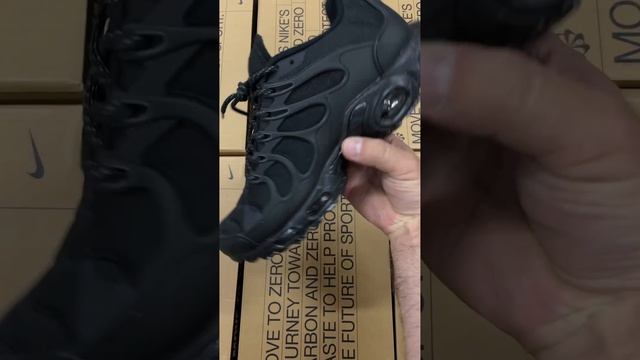 кроссовки Nike Air Max TN Terrascape Plus Black смотреть онлайн