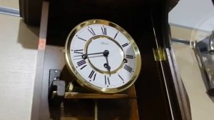 Настенные часы Hermle 70110-030341