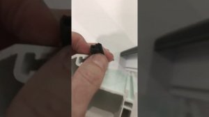 Оконная резина . В чем разница