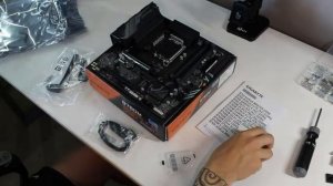 Gigabyte B760M X AX DDR4 - Unboxing & End Result