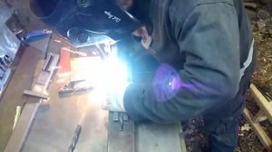 Приспособление для сварки корзинок ,стоек и балясин.Балясина на перила. Кованые балясины