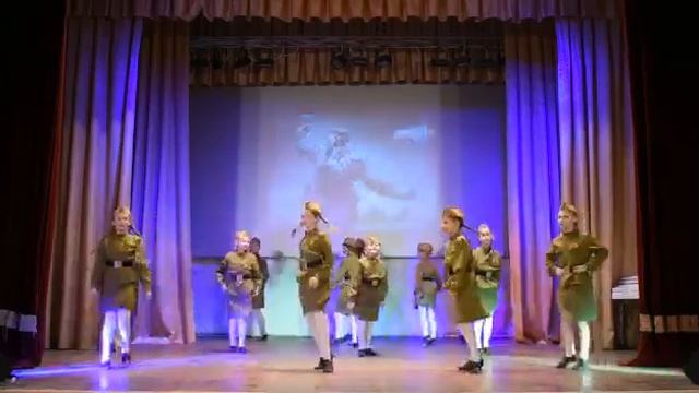 Ансамбль "Каприз", "Катюша" современная хореография, преподаватель Торочкова С.В.