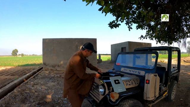 Rural Pakistan Jeep M 825 beneath Banyan Tree #YouTubeCreatorAwards! Unboxing смотреть онлайн