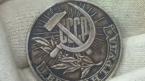 7 разновидностей медали ВЕТЕРАН ТРУДА. Цена на чёрном рынке.