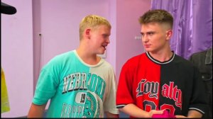 Девочки в Кампусе не умеют целоваться! Глупые сплетни пацанов!