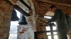 Звонарь Глеб Сидоров на колокольне Казанской-Преображенской церкви город Тутаев 28.07.2019