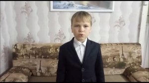 Зуев Дмитрий  читает стихотворение Виктора Бокова "На Мамаевом кургане тишина"