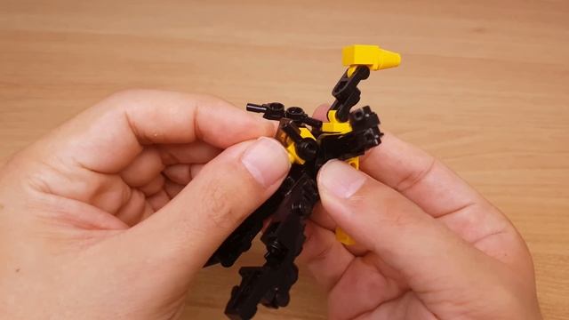 How to build mini LEGO brick hornet / bee transformer mech - Death Hornet смотреть онлайн