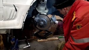 ЗАМЕНА НИЖНЕГО РЫЧАГА ВАЗ КЛАСИКА