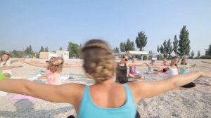 Утренняя ЙОГА на берегу моря в детском лагере им. Гагарина г. Приморск.