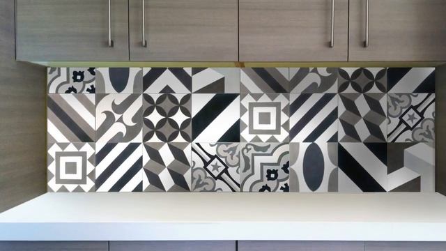 ПЛИТКА в стиле ПЭЧВОРК для кухни и ванной. Комбинации и варианты применения смотреть онлайн