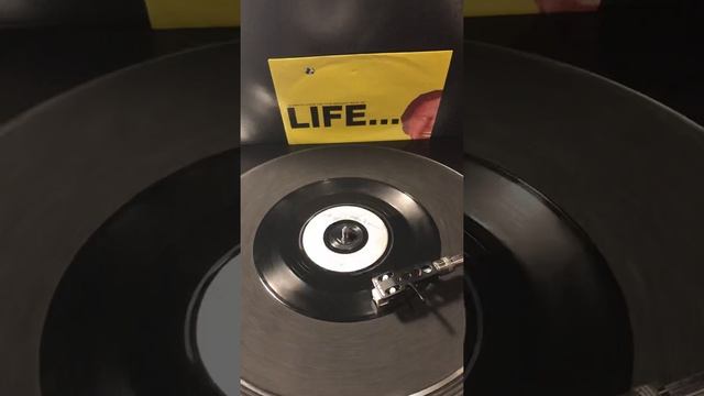 Monty Python / Eric Idle - Always Look On The Bright Side Of Life ( Vinyl 45 ) From 1991 . смотреть онлайн