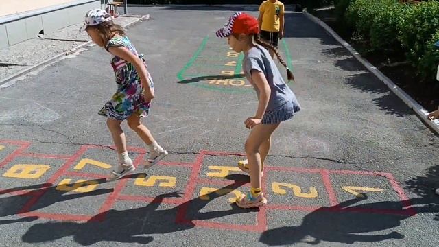 Видеоролик ко Дню защиты детей смотреть онлайн