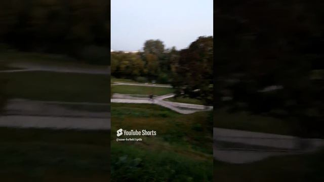 240827 Дворянское Гнездо сквер Вид из новой беседки на парк Победы и реку Орлик, вечер, город Орёл