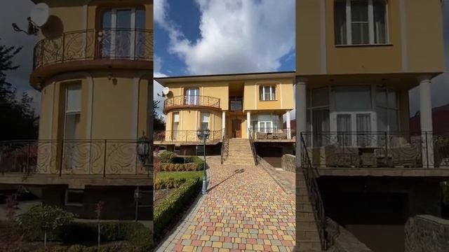 Продаж елітного будинку в Чернівцях. Центральне Агентство Нерухомості.