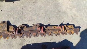 Косилка КН-1(на запчасти). Редуктор+брус+полотна с сегментами (10.04.2023).