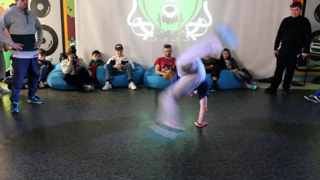 Jora (KCBratz) vs Gurman (Under the groove) смотреть онлайн