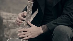 Sas  Shakhparyan - ES ERB ANCAV