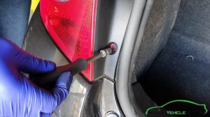 RENAULT CLIO 3 - How To Remove Rear Brake Light Tail Lamp Bulb Change Removal 2006-2012