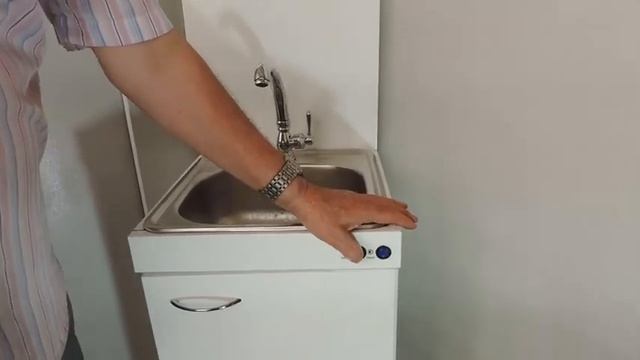 Автономный умывальник  Мойдодыр