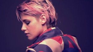 #kristenStewart New BTS video of the photoshoot at Deauville Film Festival  via  @oliviervigerie  