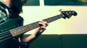 Aria Pro II Primary Bass ’80 - Thomastik JF344 - Ampeg SVP PRO