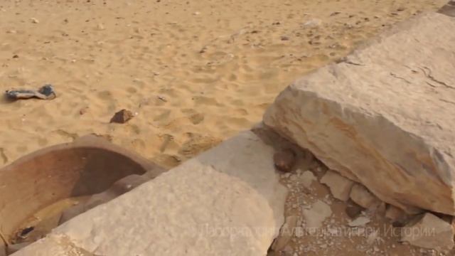 Абусир. Пирамида Ниусерра. Водосток. смотреть онлайн