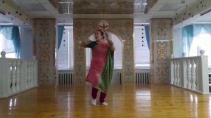 Гулаби Гаал | Фалгуни Патхак | Якутск | Легкий танец | Развлечение